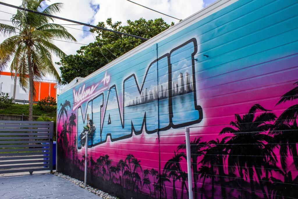 Unique Miami Art Escape W/ Hottub, Arcade & Murals Ngoại thất bức ảnh